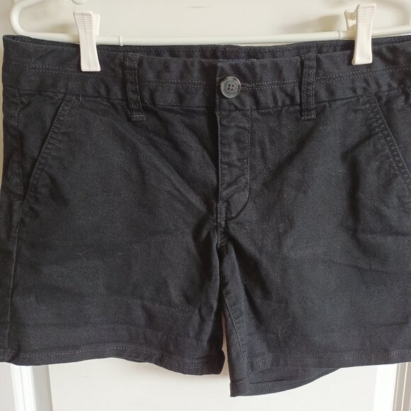 American Eagle Outfitters Women's Size 10 "Midi" Shorts Black - Picture 1 of 4